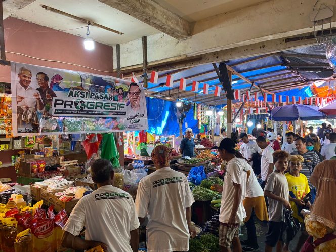 
 Relawan Progresif Ganjar-Mahfud saat menggelar Pasar Murah. Foto Istimewa 