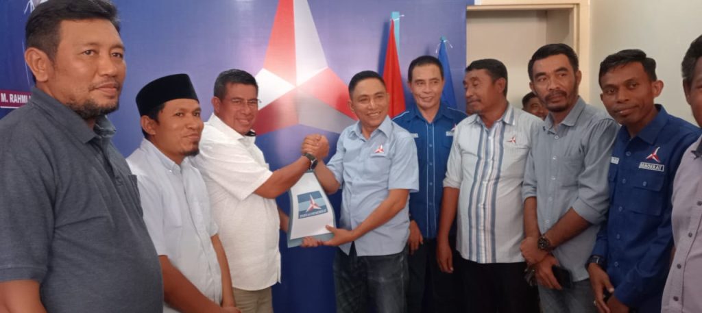 BK Di sambut Hangat Oleh Semua Pengurus DPC Demokrat Halsel.