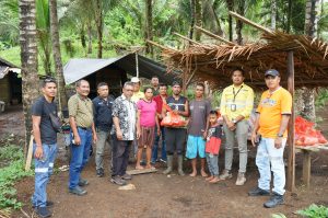 NHM Kembali Bantu Pengungsi Gunung Ibu, Salurkan Sembako