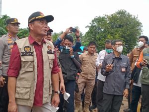 Menko PMK: Lokasi Banjir Bandang di Rua Zona Terlarang untuk Permukiman