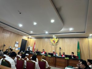 Menantu Jokowi Disebut Dalam Sidang Suap Mantan Gubernur Malut