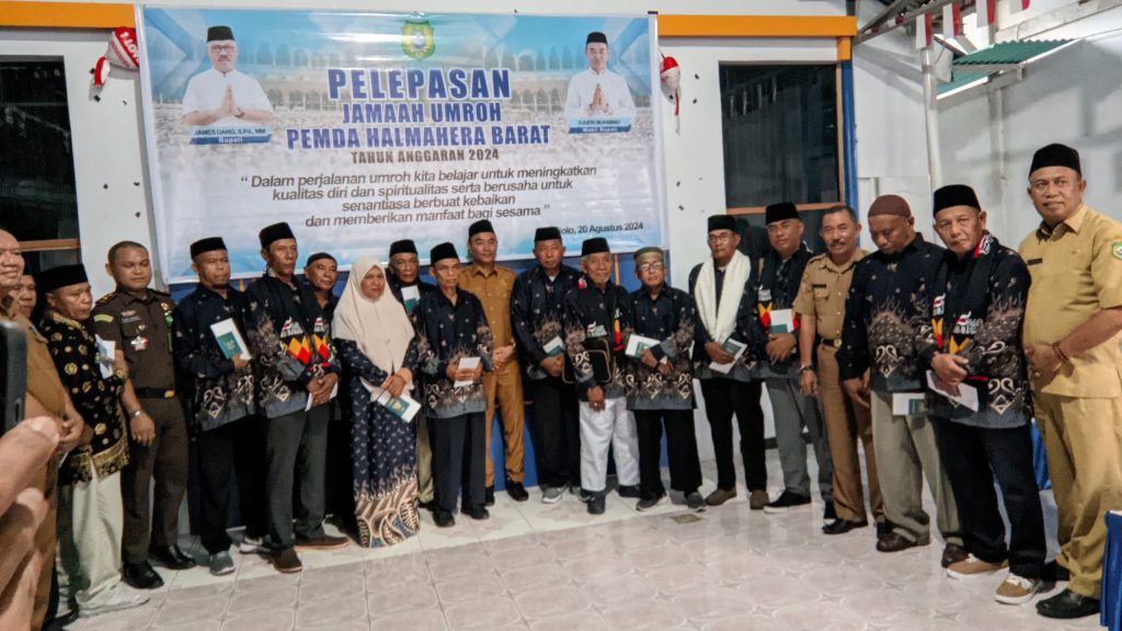 Wabup Halbar Lepas 15 Jamaah Umrah ke Tanah Suci
