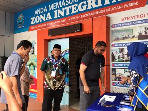 Bassam-Helmi Jalani Tes Urine di BNNP Maluku Utara