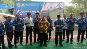 Rektor Unkhair Apresiasi Aliong Mus, Resmikan Gedung Taliabu IT Centre