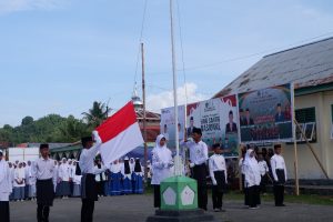 Kemenag Halmahera Selatan Gelar Upacara Bendera Peringatan Hari Santri Nasional 2024