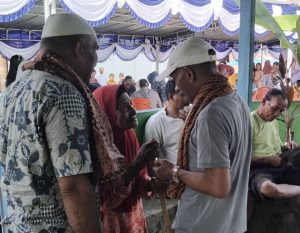 Masyarakat Pigaraja Keluhkan Pembangunan dan Pemberdayaan kepada Sahril Thahir