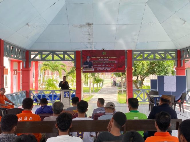 
 Rutan Ternate Gelar Lomba Domino Sambut Hari Pahlawan: Pererat Silaturahmi dan Asah Ketajaman Berpikir