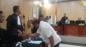 Sidang Korupsi Mantan Kadikbud Malut: Bantahan Suap Jabatan, Klaim Bantuan Biaya Pengobatan