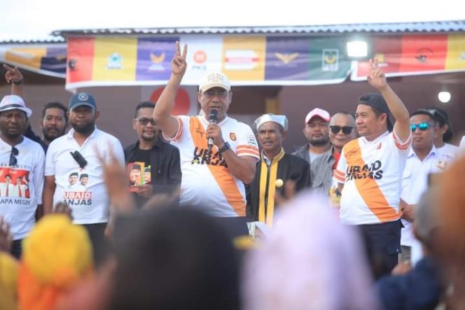 
 Ubaid-Anjas Janjikan Bantuan Pendidikan SMA dan S1 di Periode Kedua