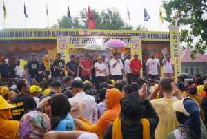 Calon Bupati Halmahera Timur Janjikan Bantuan untuk Ibu Hamil, Lansia, dan Keluarga Berduka