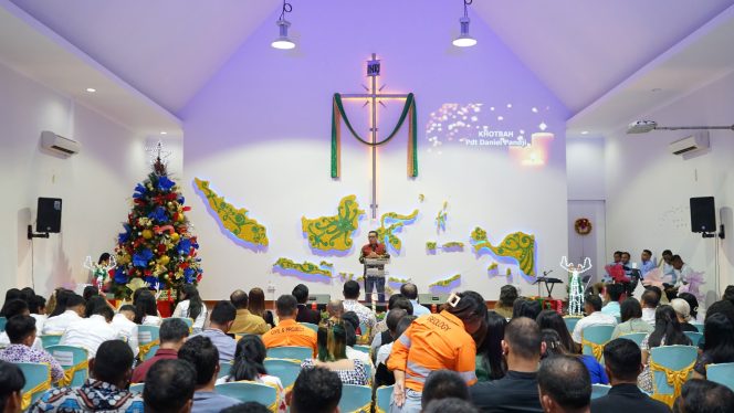
 Perayaan Natal di Gosowong NHM