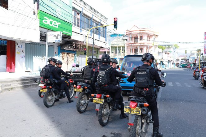 
 Patroli Satgas Lilin Polda malut