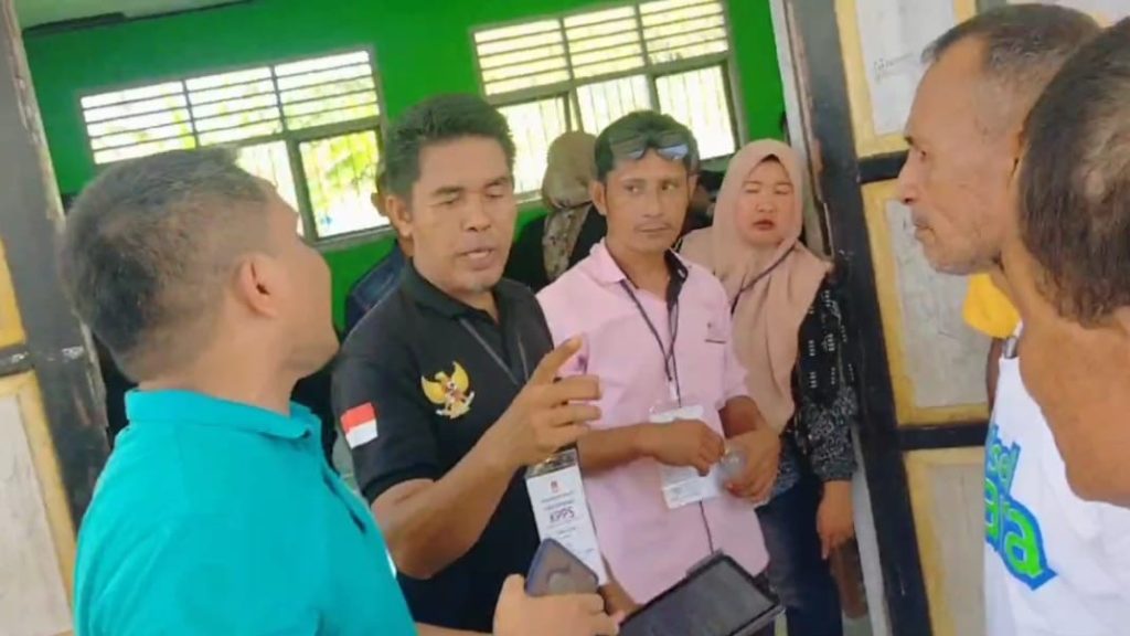 Warga Desa Jiko Kehilangan Hak Pilih, PPK Mandioli Selatan Dikecam