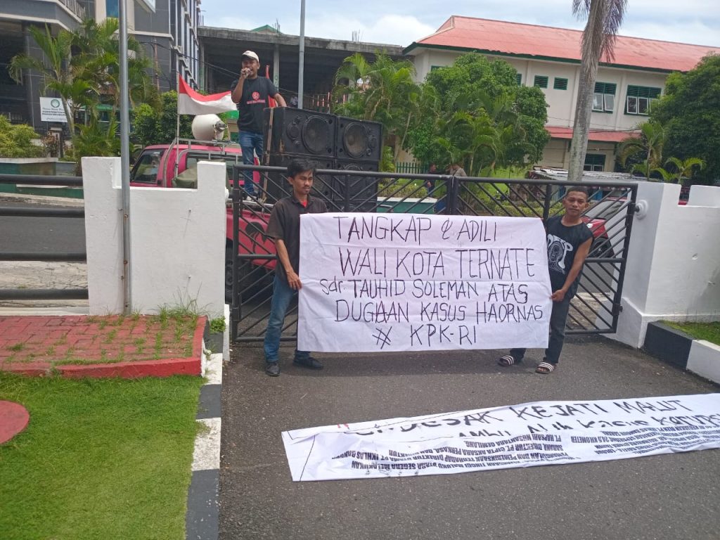 Mahasiswa Demo, Ungkap Dugaan Korupsi Anggaran Covid-19 di Ternate