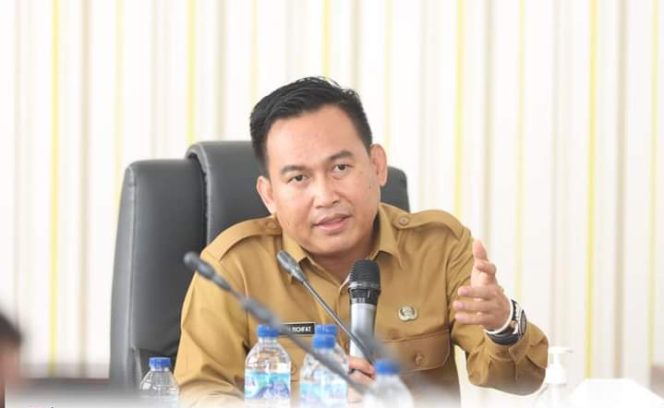 
 Sekretaris Daerah Kabupaten Halmahera Timur, Ricky CH. Ricfhat