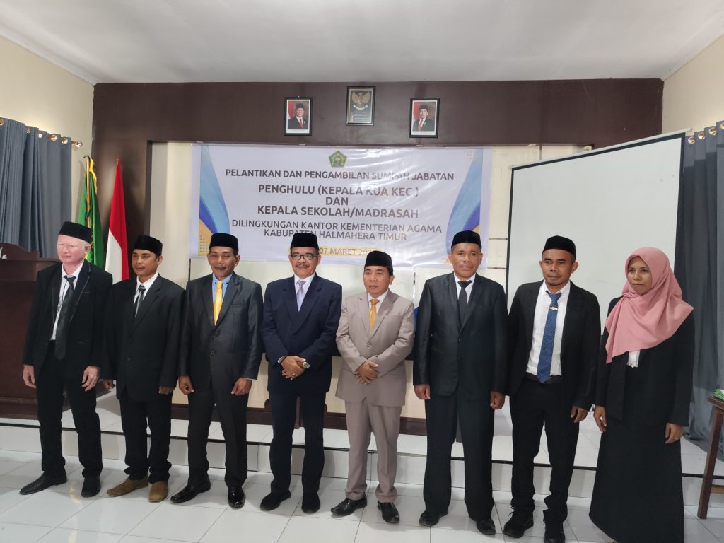 Kemenag Haltim Lantik Lima Kepala KUA dan Tiga Kepala Sekolah