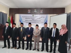 Kemenag Haltim Lantik Lima Kepala KUA dan Tiga Kepala Sekolah