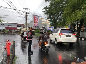 Polisi Hadir di Tengah Masyarakat, Pastikan Kamtibmas Kondusif Jelang Buka Puasa