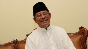 Mantan Gubernur Malut, Abdul Gani Kasuba Tutup Usia di RSUD Chassan Boesoria