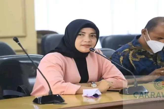 
 Hj. Husni Bopeng (Wakil Ketua DPRD Prov. Malut)