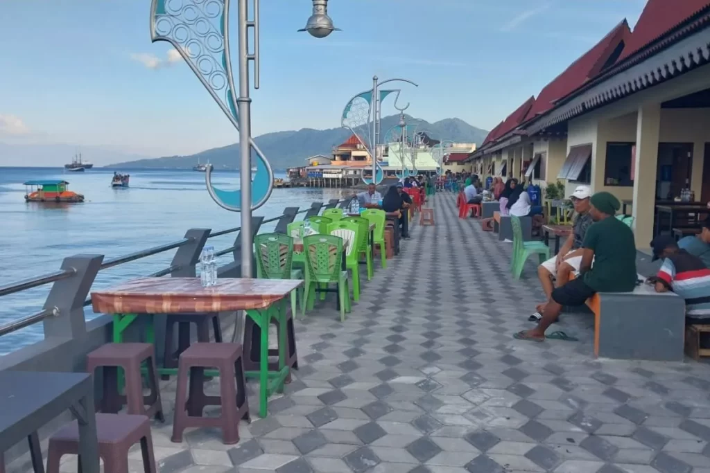 Fasilitas Rusak di Pasar Pandara, Warga Keluhkan Kualitas Proyek Rp24,6 M