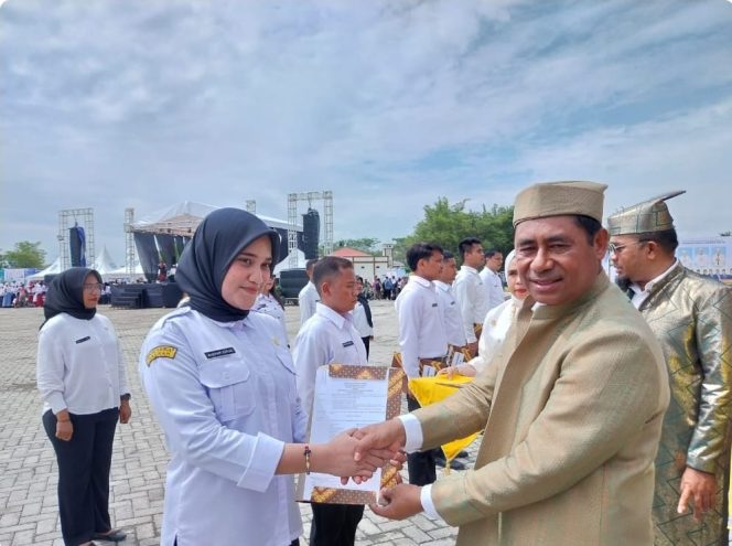
 588 CPNS dan P3K Terima SK di HUT ke-22 Haltim
