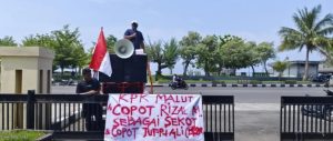 Sekda Ternate Didemo, Dituding Terlibat Dugaan Korupsi Rp6 Miliar