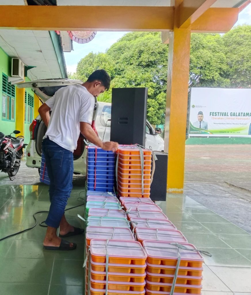 Menu MBG di MTsN 1 Ternate Dikeluhkan Siswa: Nasi Kurang, Susu Tak Ada