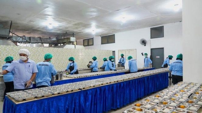 
 9 dari 10 Dapur MBG di Ternate Belum Miliki Penjamah Makanan Bersertifikat Pelatihan