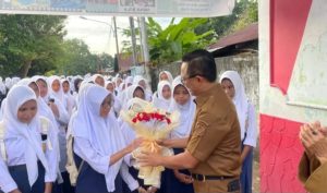 Kadikbud Malut Sambut Siswa Baru, Sampaikan Pesan Gubernur dan Wagub