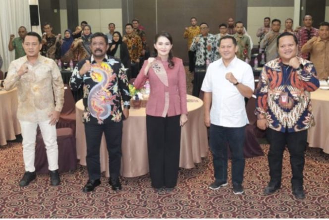 
 Gubernur Sherly: Reforma Agraria Bukti Nyata Kehadiran Negara Dalam Menata Kembali Kepemilikan Tanah Secara Adil
