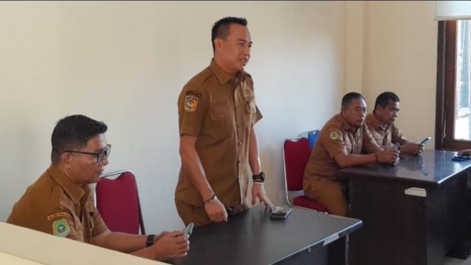 
 Sekda Haltim Ultimatum ASN: Pindah Domisili atau Evaluasi