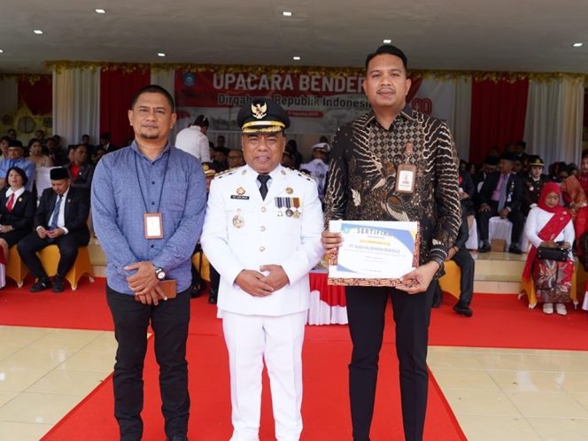 
 NHM Raih Penghargaan Penataan Lingkungan Terbaik dari Pemkab Halut