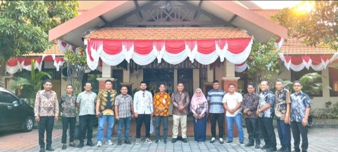 
 Belajar dari Gresik, DPRD Haltim Siapkan Aturan Ketat Tenaga Kerja Lokal