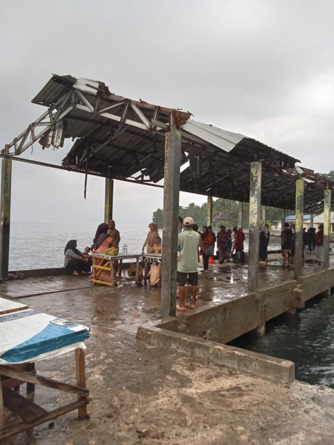 
 Tambatan Perahu Tanjung Pura Rusak, Wali Kota Dinilai Ingkar Janji