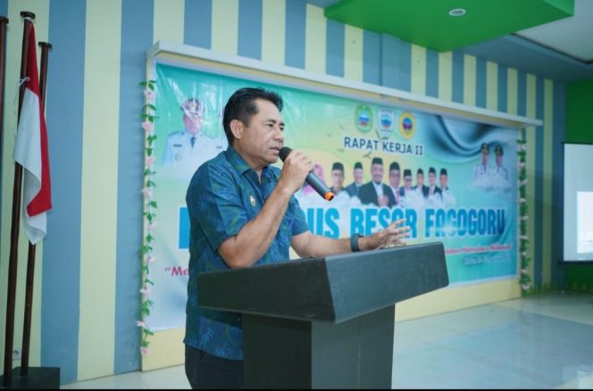 
 Bupati Haltim, Uid Yakub