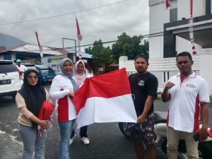 Gerindra Ternate Bagikan Ratusan Bendera Merah Putih Sambut HUT RI ke-80