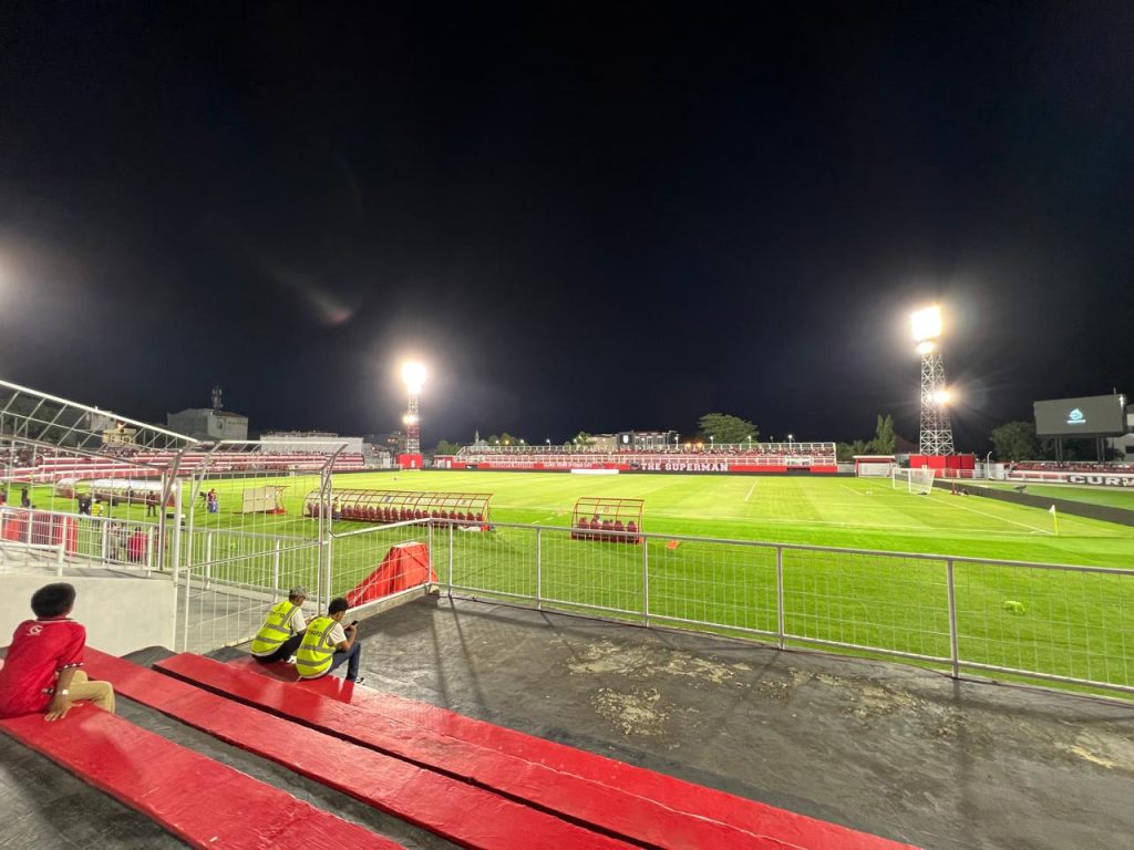 Polemik Stadion GKR, Pemkot Ternate Tantang Halbar Tempuh Jalur Hukum