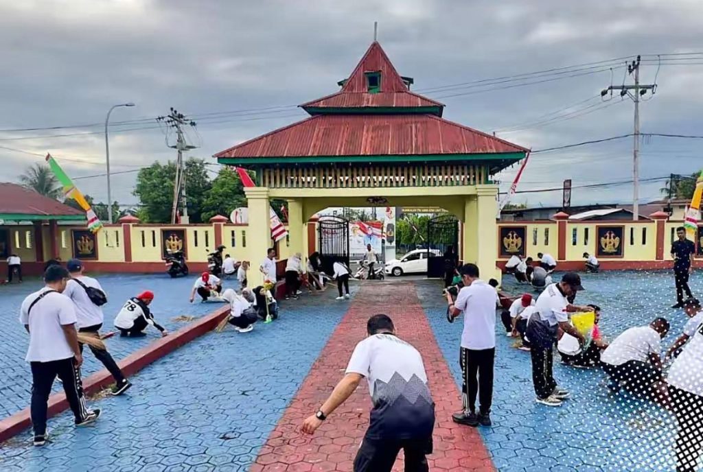 Kabapas dan Ditjenpas Malut Gelar Kerja Bakti di Ternate, Wujud Pidana Alternatif Kerja Sosial dalam KUHP 2023