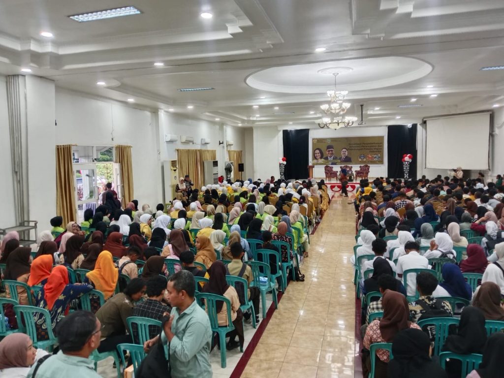 Ribuan Peserta Ikut Sosialisasi PMI di Ternate, BP3MI Janjikan Perlindungan Pekerja Malut