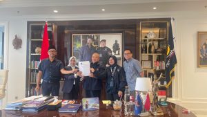 Husni Bopeng Resmi Pimpin DPW NasDem Maluku Utara, Terima SK dari Surya Paloh