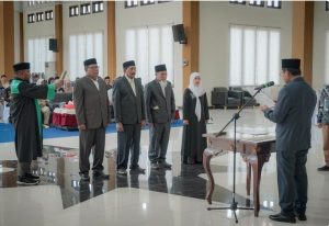 Bupati Haltim Kukuhkan Pimpinan Baznas 2025–2030