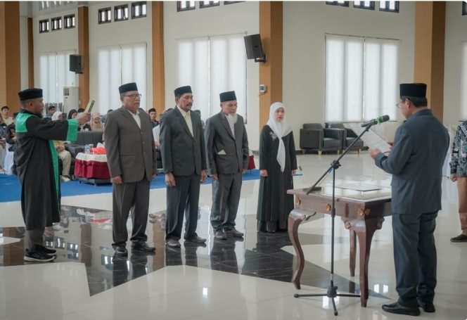 
 Bupati Haltim Kukuhkan Pimpinan Baznas 2025–2030