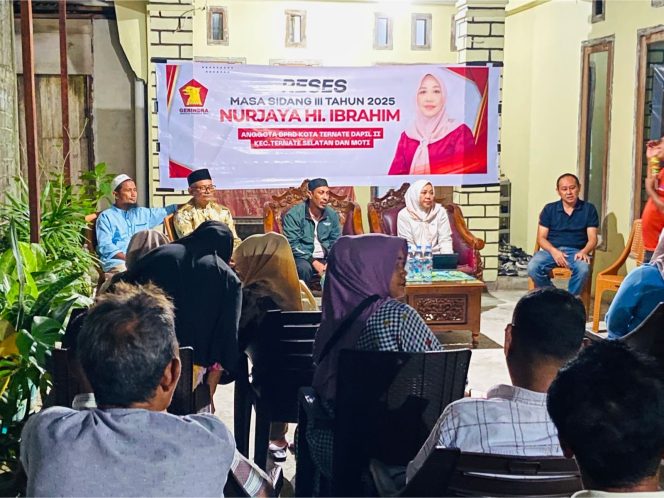 
 Warga Keluhkan Jalan Rusak hingga Honor Imam, Nurjaya Janji Tindaklanjuti