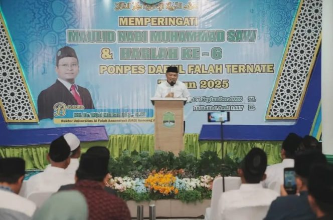 
 Wagub Malut Hadiri Maulid Nabi dan Milad ke-6 Ponpes Darul Falah Ternate