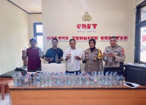Polsek Ternate Selatan Amankan 85 Botol Miras Cap Tikus di Bastiong
