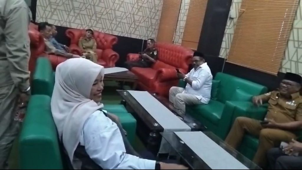“Saat Mahasiswa Tolak Tunjangan, Legislator Ternate Malah Minta Tambahan DBH”