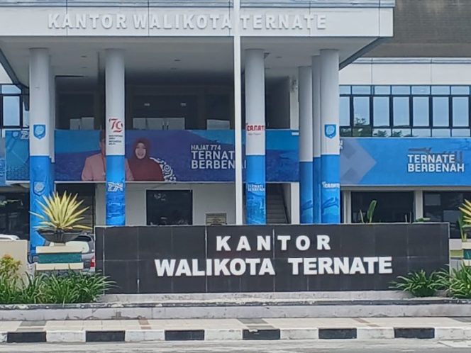 
 Dua Pejabat Eselon II Pemkot Ternate Mundur, Ini Alasannya