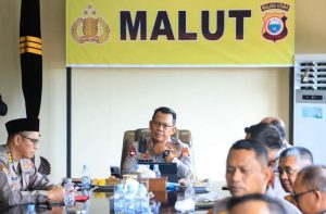 Waris Agono: Tambang Rakyat di Halsel Harus Legal, Bukan Ilegal