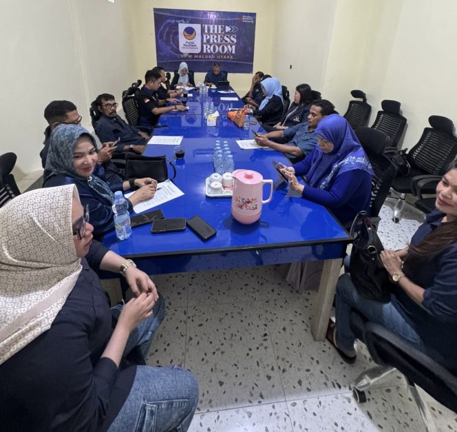 
 Besok Pagi, DPW NasDem Malut Hadir untuk Rakyat: Warga Ternate Siap Nikmati Layanan Kesehatan Gratis